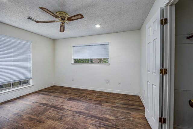 3301 Savell Dr, Baytown, TX 77521 - photo 23