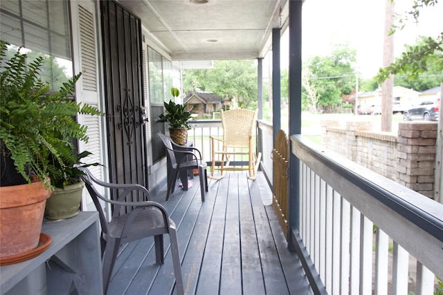 4604 Octavia St, Houston, TX 77026 - view of porch