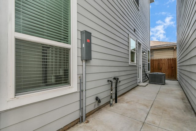 853 Mansfield St Unit F, Houston, TX 77091 - view of patio / terrace