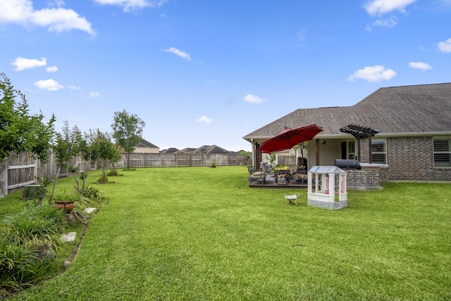 9210 Monarch Field Ln, Cypress, TX 77433 - fenced backyard featuring a patio area