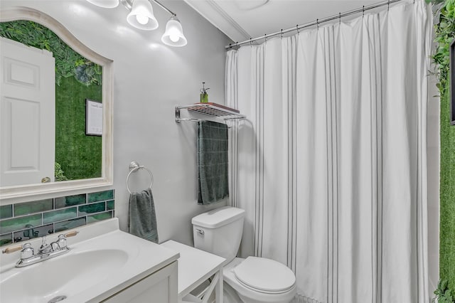 2138 Middle Creek Dr, Houston, TX 77339 - bathroom with vanity, backsplash, toilet, and curtained shower