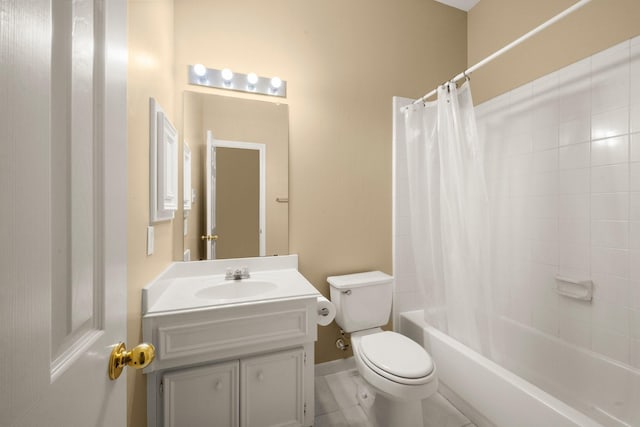 11722 Gray Forest Trl, Tomball, TX 77377 - bathroom with toilet, vanity, shower / tub combo with curtain, and baseboards