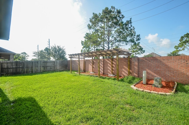 13806 Crystal Harbor Ln, Pearland, TX 77584 - view of yard featuring a pergola