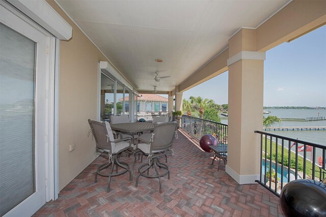 2242 Marina Way, League City, TX 77565 - balcony with a water view