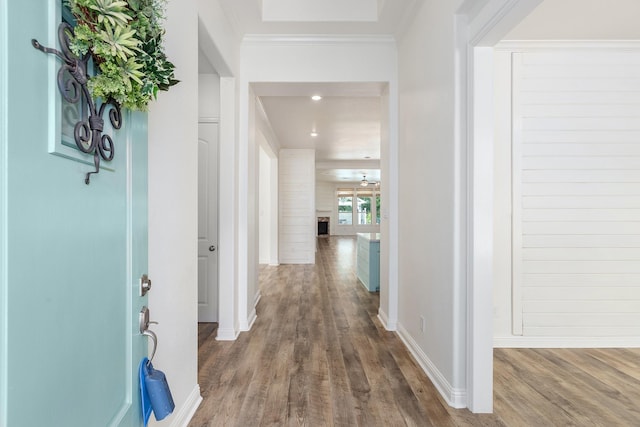19276 Yellow Chestnut Ln, New Caney, TX 77357 - foyer with wood finished floors, baseboards, ornamental molding, and recessed lighting
