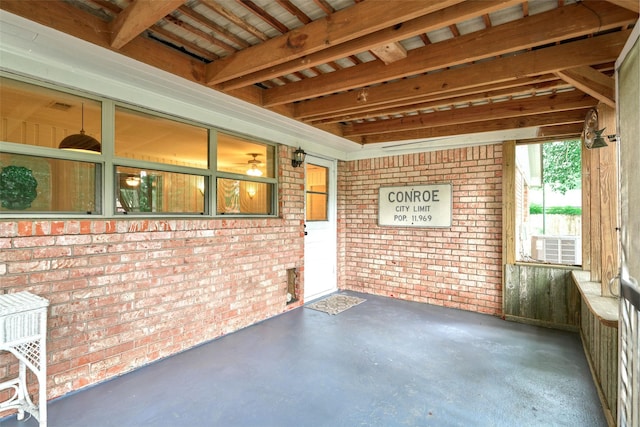 1103 Hillcrest Dr, Conroe, TX 77301 - view of covered porch