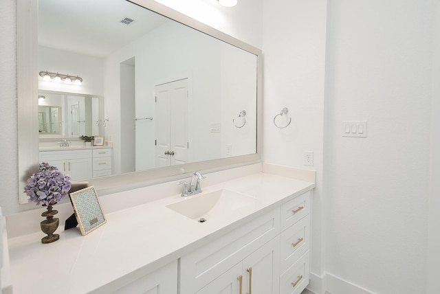 810 Sunbeam Creek Ct, Richmond, TX 77406 - bathroom with vanity