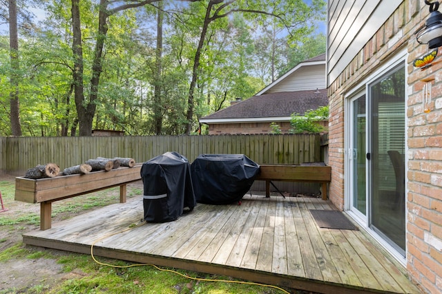 4 Hickory Oak Dr, Spring, TX 77381 - deck with a fenced backyard