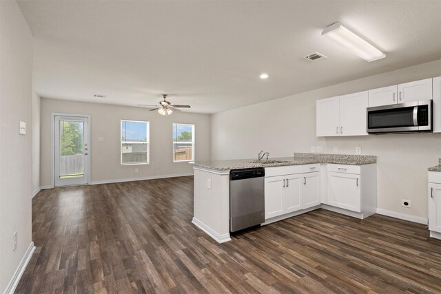 13020 N Green Wing Cir, Willis, TX 77318 - photo 5