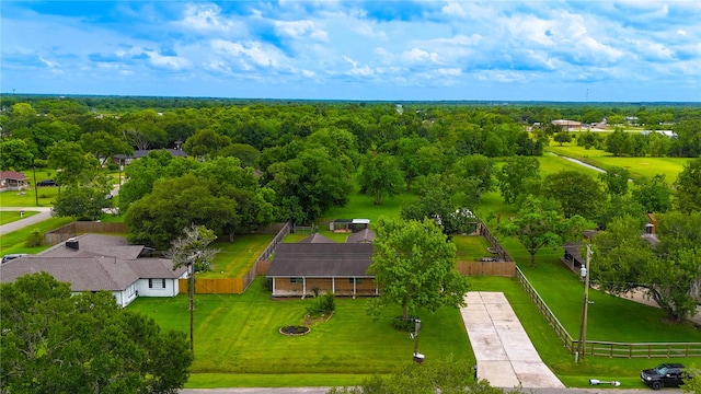 2465 Ryan Dr, Alvin, TX 77511
