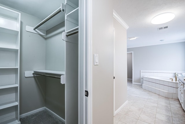 1313 Mcdonald St, Deer Park, TX 77536 - view of spacious closet