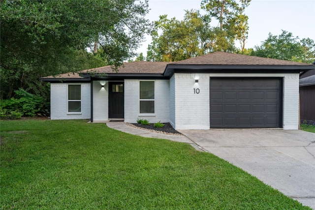 10 N Wavy Oak Cir, The Woodlands, TX 77381 - photo 1