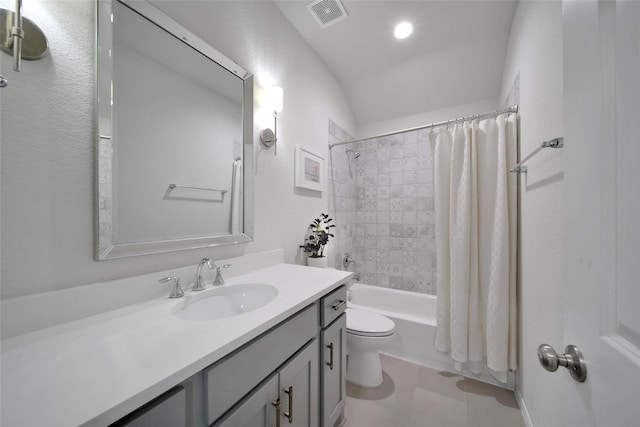 2331 Hagerman Rd, Conroe, TX 77384 - full bathroom with vanity, toilet, and shower / bath combination with curtain