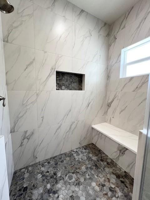 10516 Exeter St, Houston, TX 77093 - bathroom with a tile shower