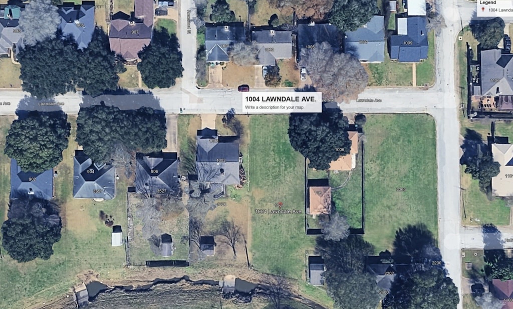 1004 Lawndale Ave, Brenham, TX 77833