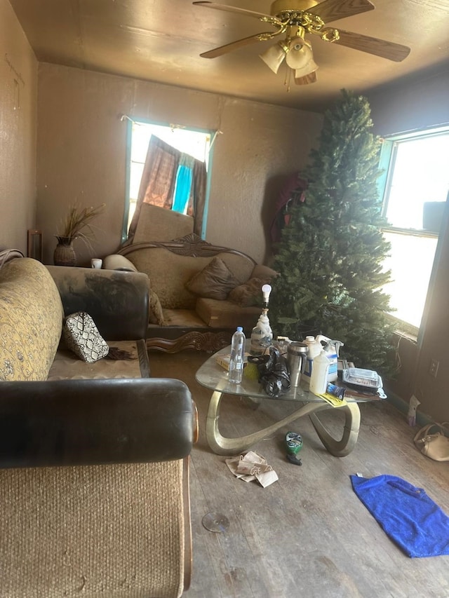 1409 Johnston St, Midland, TX 79701 - living area with wood finished floors and a ceiling fan