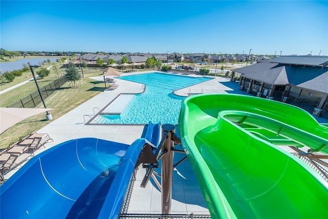 7414 Keystone Blossom Trl, Richmond, TX 77407 - community pool with a residential view