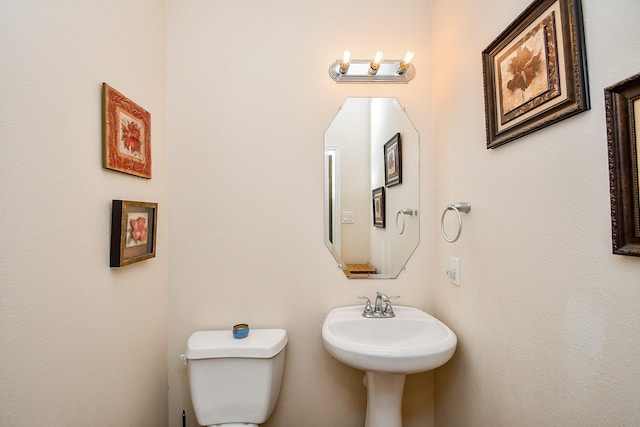 2818 Lakecrest Forest Dr, Katy, TX 77493 - bathroom featuring toilet