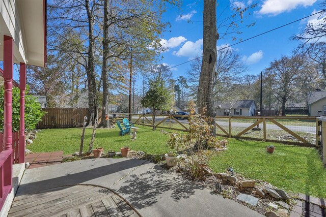 10665 Royal Pines Dr, Conroe, TX 77303 - photo 2