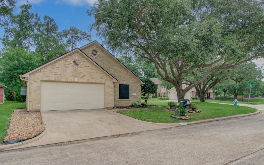 20111 18th Fairway Dr, Humble, TX 77346 - photo 1