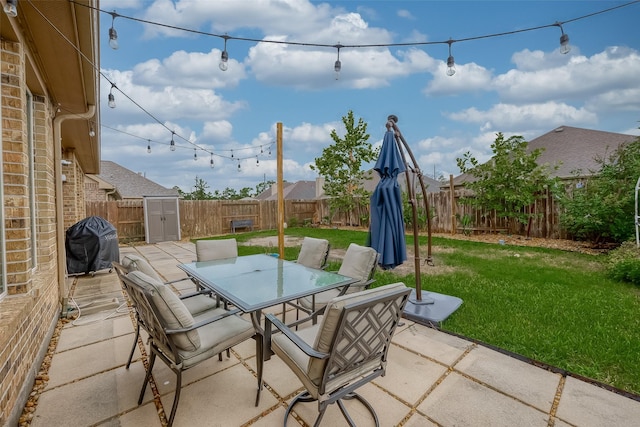 5339 Glenfield Spring Ln, Spring, TX 77389 - view of patio featuring outdoor dining area and grilling area
