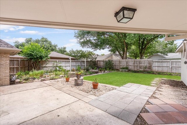 2639 Valley Field Dr, Sugar Land, TX 77479 - view of patio