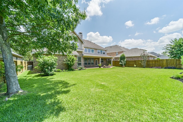 7319 Fair Meadow Ln, Katy, TX 77494 - view of yard featuring a patio area