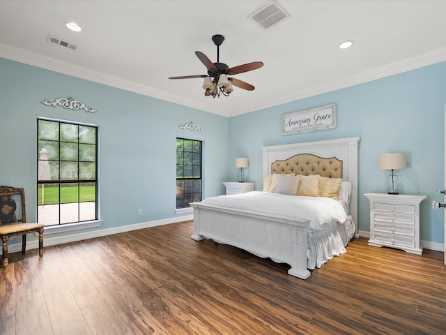 9810 Clubhouse Cir, Magnolia, TX 77354 - bedroom featuring wood finished floors, ornamental molding, baseboards, a ceiling fan, and recessed lighting
