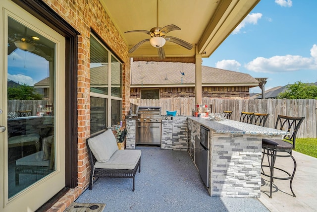 129 S Bearkat Ct, Montgomery, TX 77316 - fenced backyard featuring ceiling fan