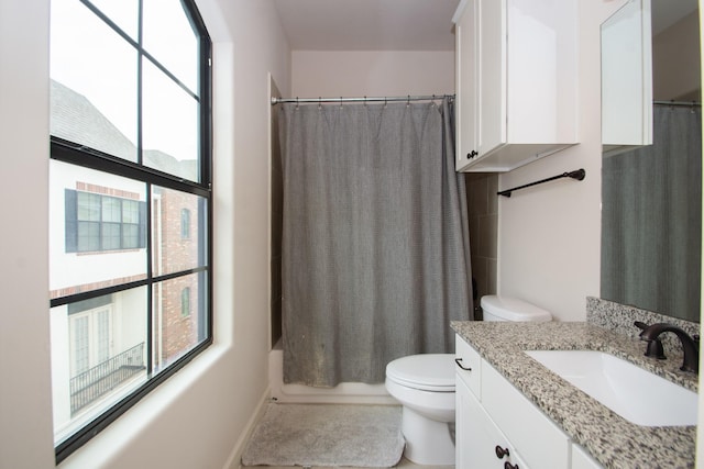 1404 W 26th St Unit C, Houston, TX 77008 - bathroom with toilet, vanity, and shower / bath combo with shower curtain