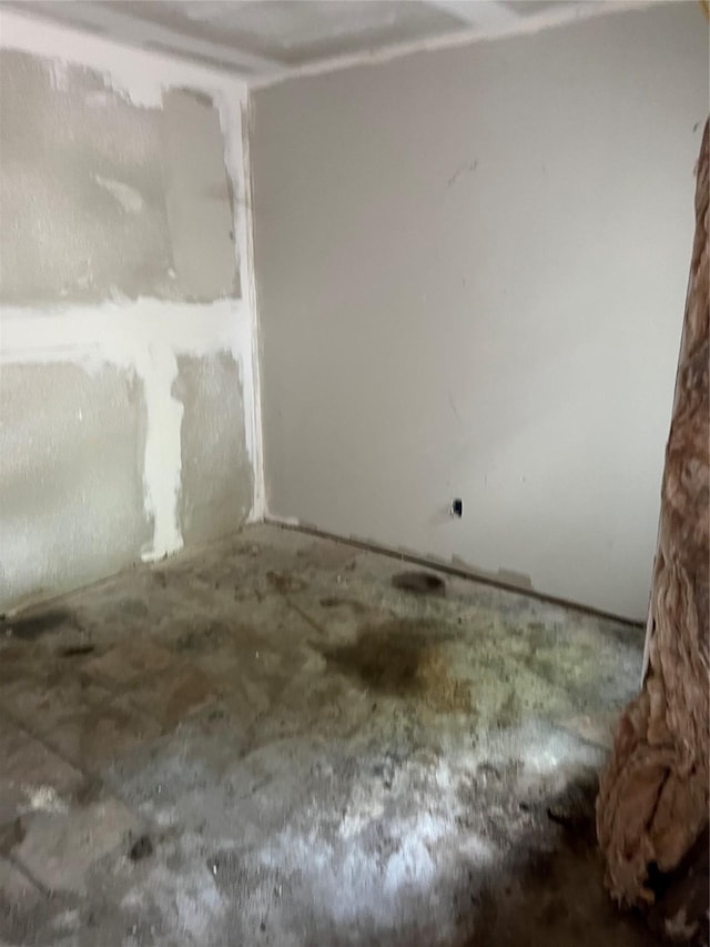 9407 Sandra St, Houston, TX 77016 - view of spare room