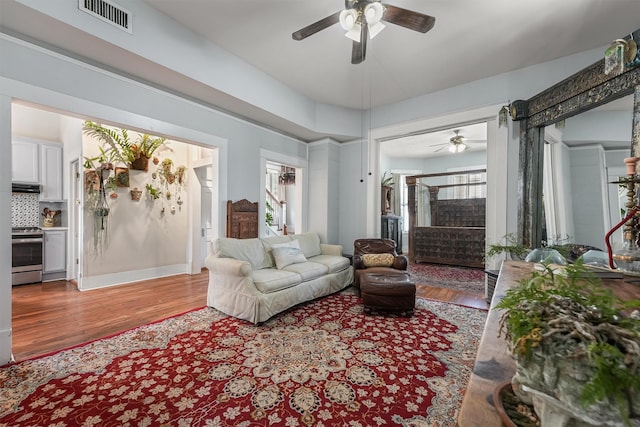 811 18th St, Galveston, TX 77550 - photo 17