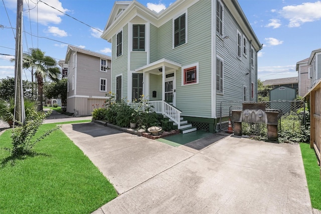 811 18th St, Galveston, TX 77550 - view of front of home