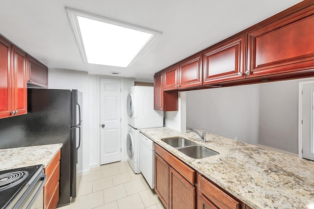 12633 Memorial Dr Unit 179, Houston, TX 77024 - kitchen featuring stacked washer / dryer, reddish brown cabinets, a sink, light tile patterned floors, and dishwasher