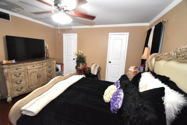6413 Ella Lee Ln, Houston, TX 77057 - bedroom featuring ornamental molding and ceiling fan