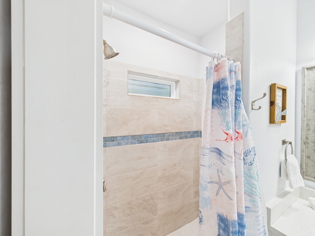 2403 S Bronte St, Rockport, TX 78382 - full bath with a tile shower