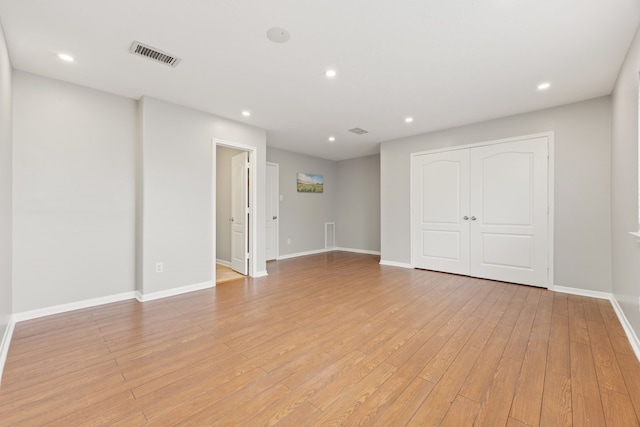 3639 Burning Palms Ct, Houston, TX 77042 - unfurnished room with recessed lighting, light wood-style flooring, and baseboards