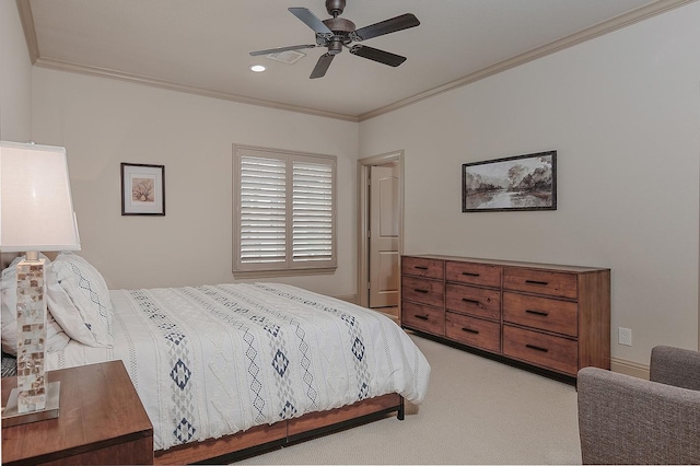 2 Black Cormorant Pl, The Woodlands, TX 77380 - bedroom with crown molding, light carpet, a ceiling fan, and recessed lighting