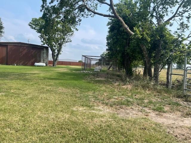 8695 N State Highway 71, El Campo, TX 77437 - photo 4