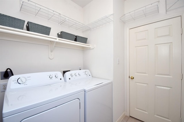 1623 Heddon Falls Dr, Sugar Land, TX 77479 - laundry room with washing machine and dryer