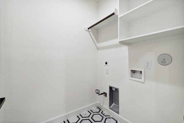 3735 Lydia St, Houston, TX 77021 - laundry room with hookup for a gas dryer, hookup for a washing machine, electric dryer hookup, and baseboards