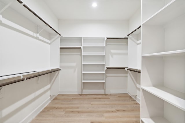 3735 Lydia St, Houston, TX 77021 - spacious closet with light wood-type flooring