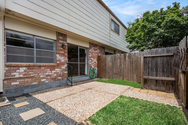 1145 Country Place Dr, Houston, TX 77079 - view of patio / terrace