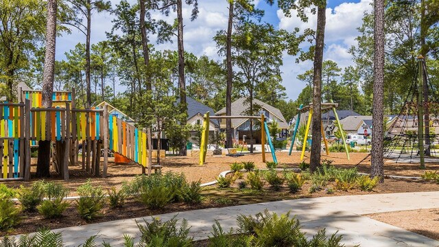 127 Evening Tide Ct, Conroe, TX 77318 - view of communal playground