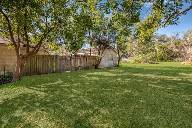 2320 Westward Ave, La Marque, TX 77568 - view of yard