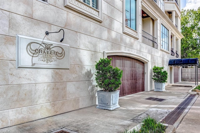 2221 Welch St Unit 601, Houston, TX 77019 - view of entrance to property