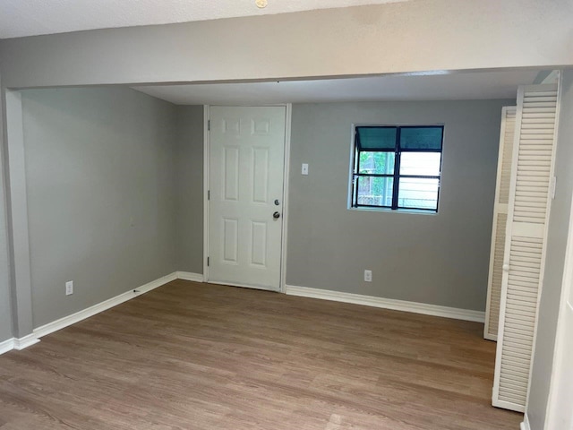 5311 Gano St, Houston, TX 77009 - entryway featuring wood finished floors and baseboards