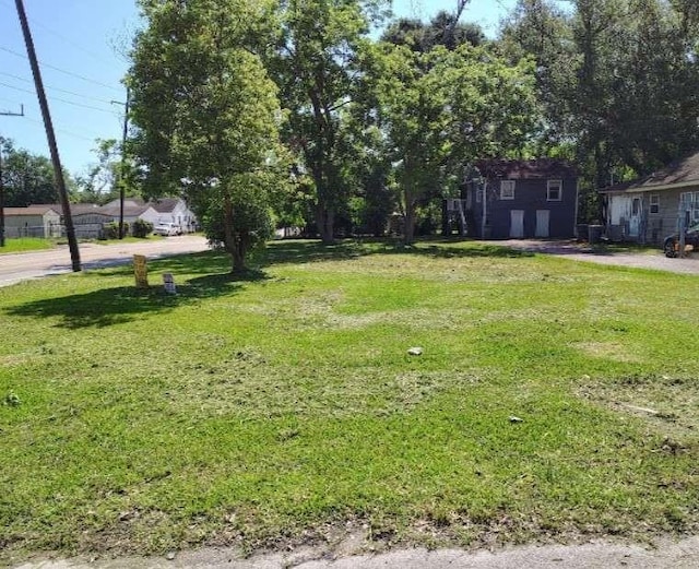 4105 Congress St, Beaumont, TX 77705
