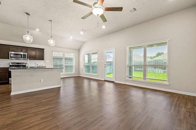 14370 S S Summerchase Cir, Willis, TX 77318 - photo 17
