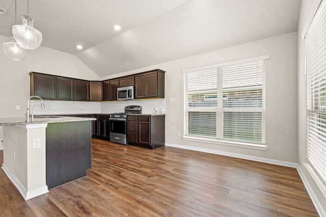 14370 S S Summerchase Cir, Willis, TX 77318 - photo 15